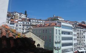 Be Coimbra Hostels